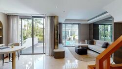 Greenwood Mews (D11), Terrace #444887441